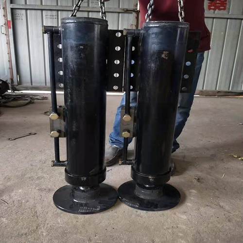 半掛車(chē)液壓支腿